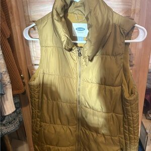 Old Navy Women's Mustard Quilted Vest